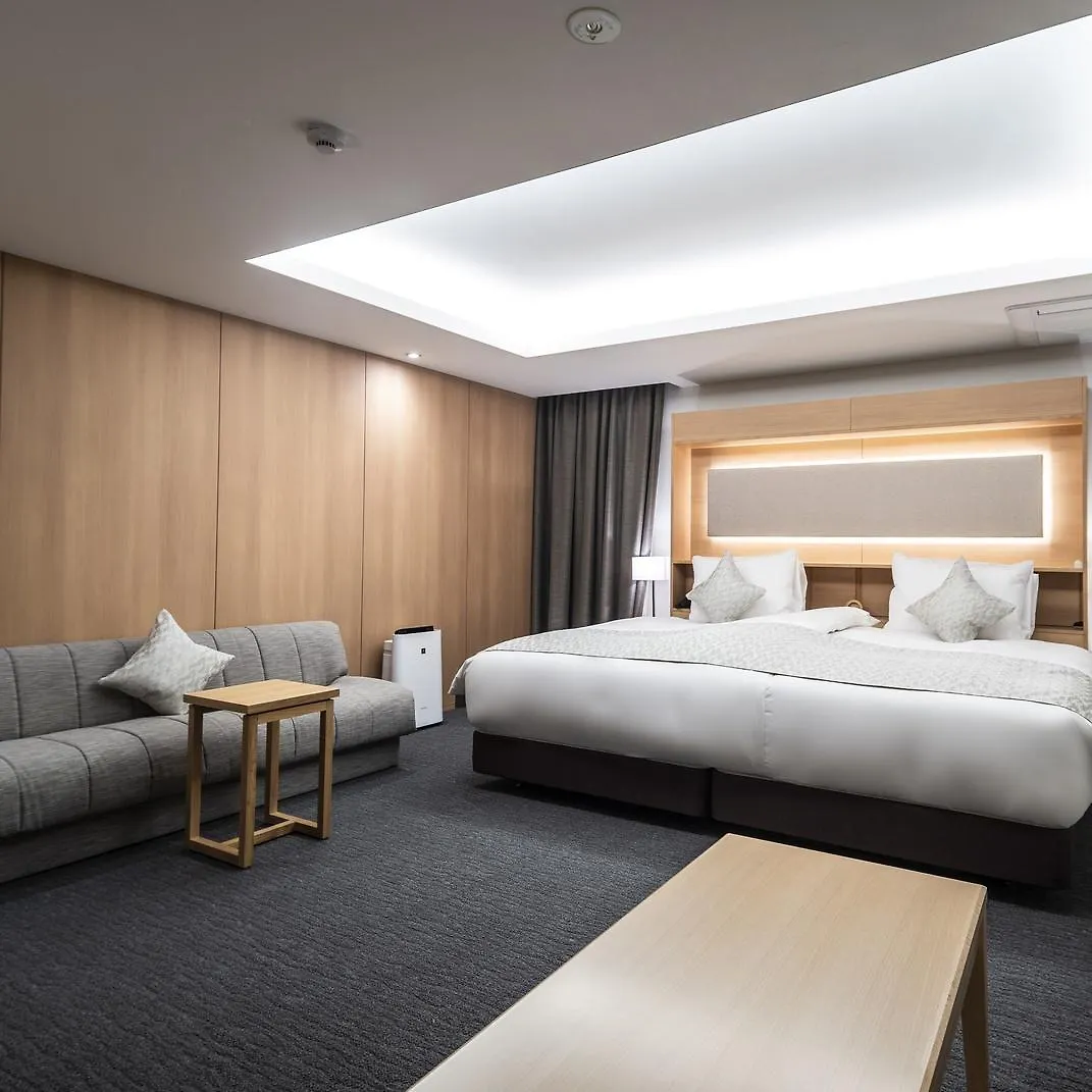 Kyoto Shijo Takakura Hotel Grandereverie
