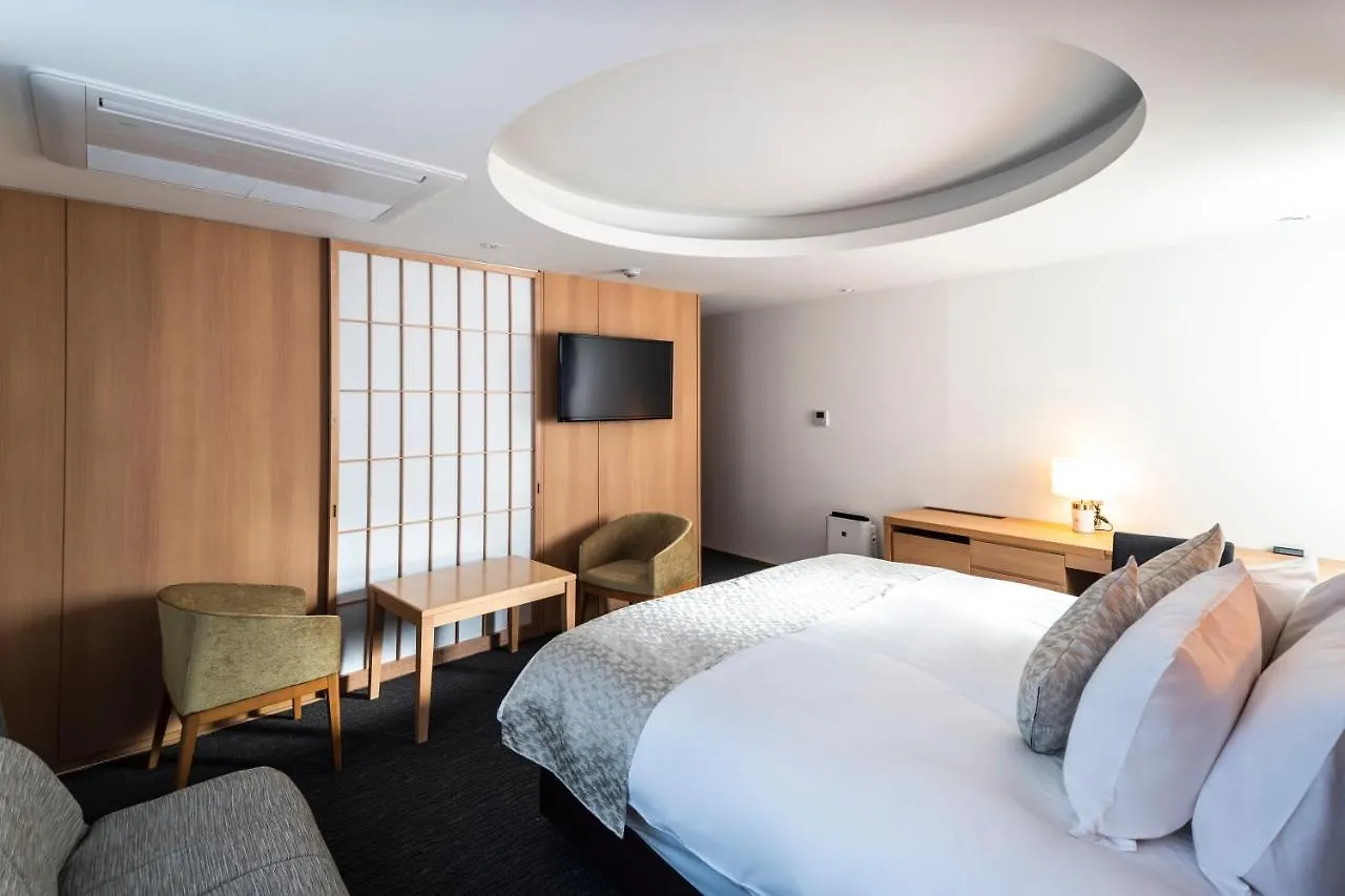 Kyoto Shijo Takakura Hotel Grandereverie 5*,