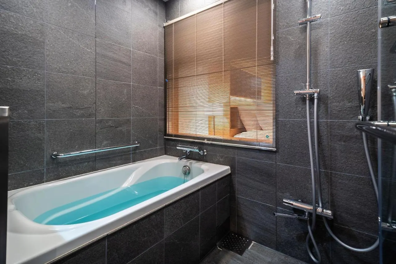 Kyoto Shijo Takakura Hotel Grandereverie